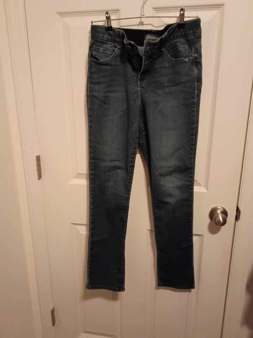 Democracy Women's Skinny Jeans in Dark Wash Blue